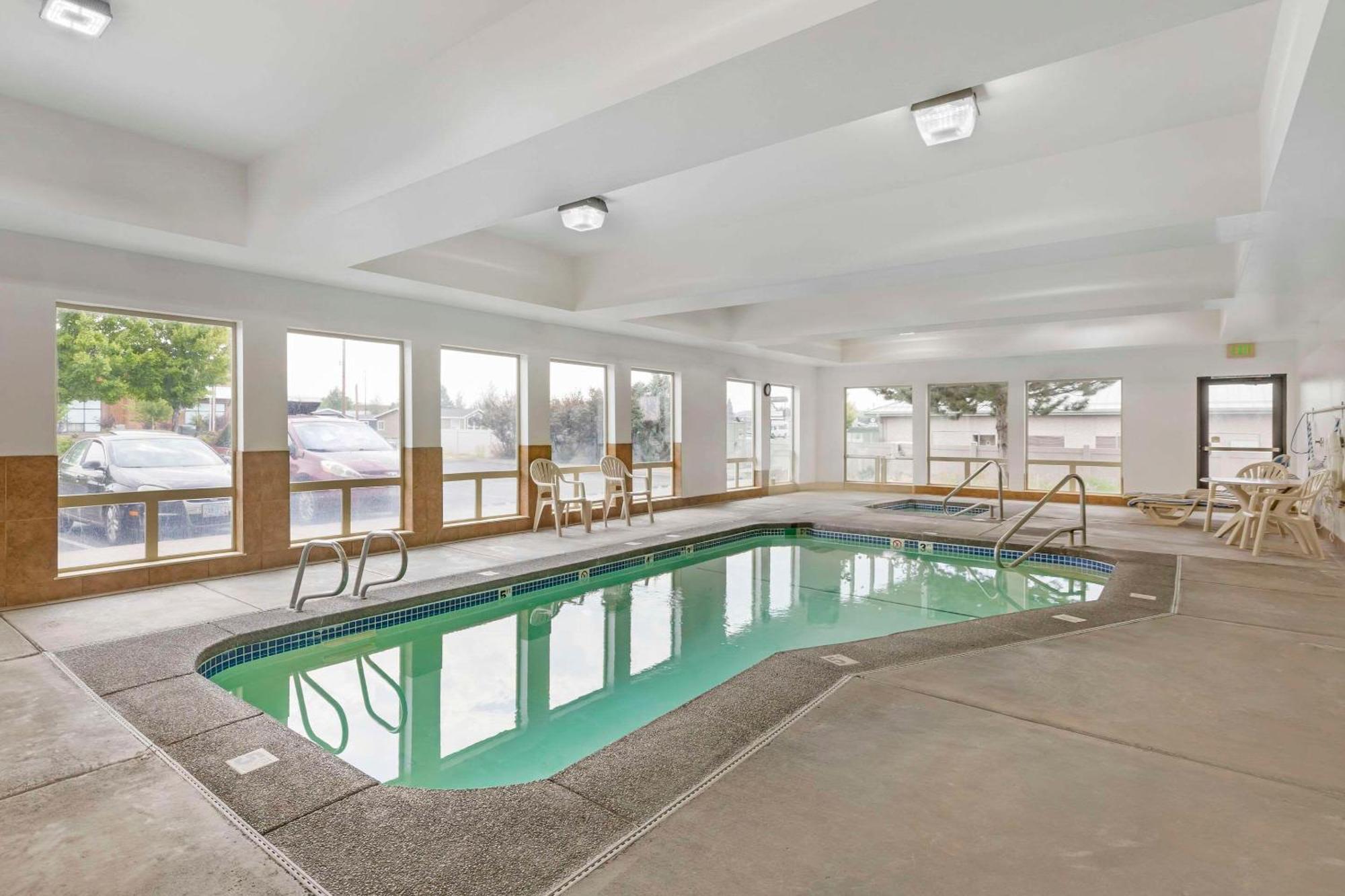 Sleep Inn & Suites Redmond Buitenkant foto